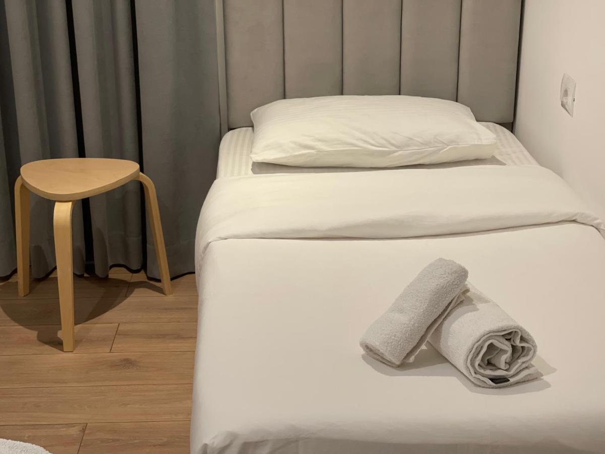 阿乌尼奥哈酒店 Sarandë 外观 照片