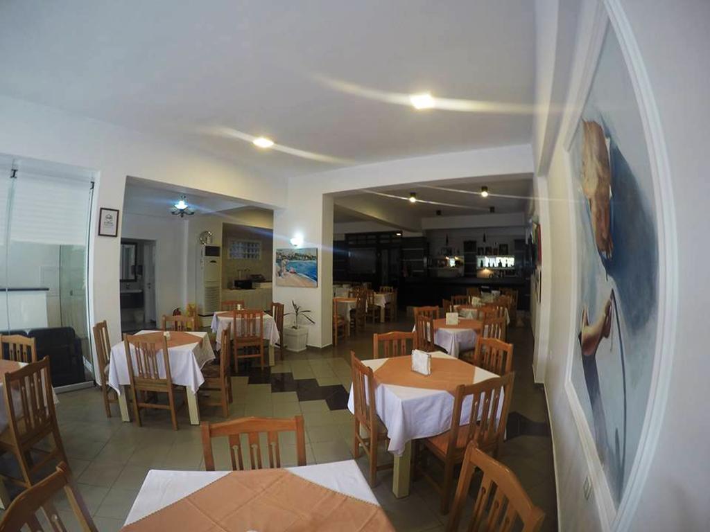 阿乌尼奥哈酒店 Sarandë 外观 照片